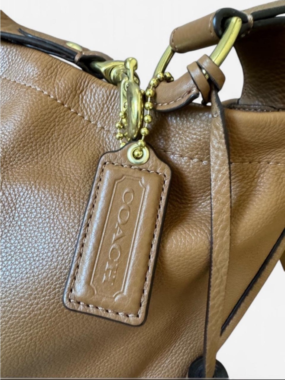 Authentic COACH Large Avery Hobo Bag - Picture 5 of 9